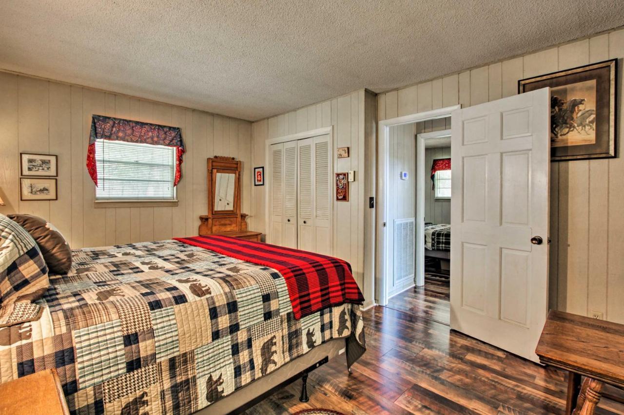 Quiet Cabin With Mountain Views About 3 Mi To Gatlinburg Luaran gambar